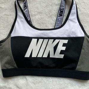 Nike Dri-Fit Sports Bra